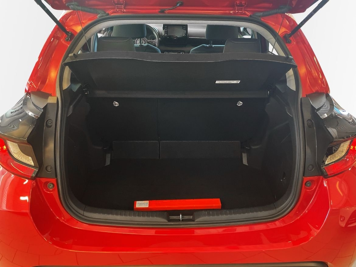 Toyota Yaris 2023, bild 8/8