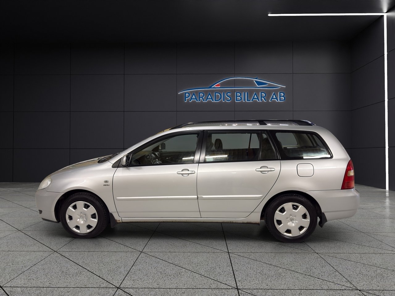 Toyota Corolla Kombi 1.6 VVT-i 1 ägare 2003, bild 2/10