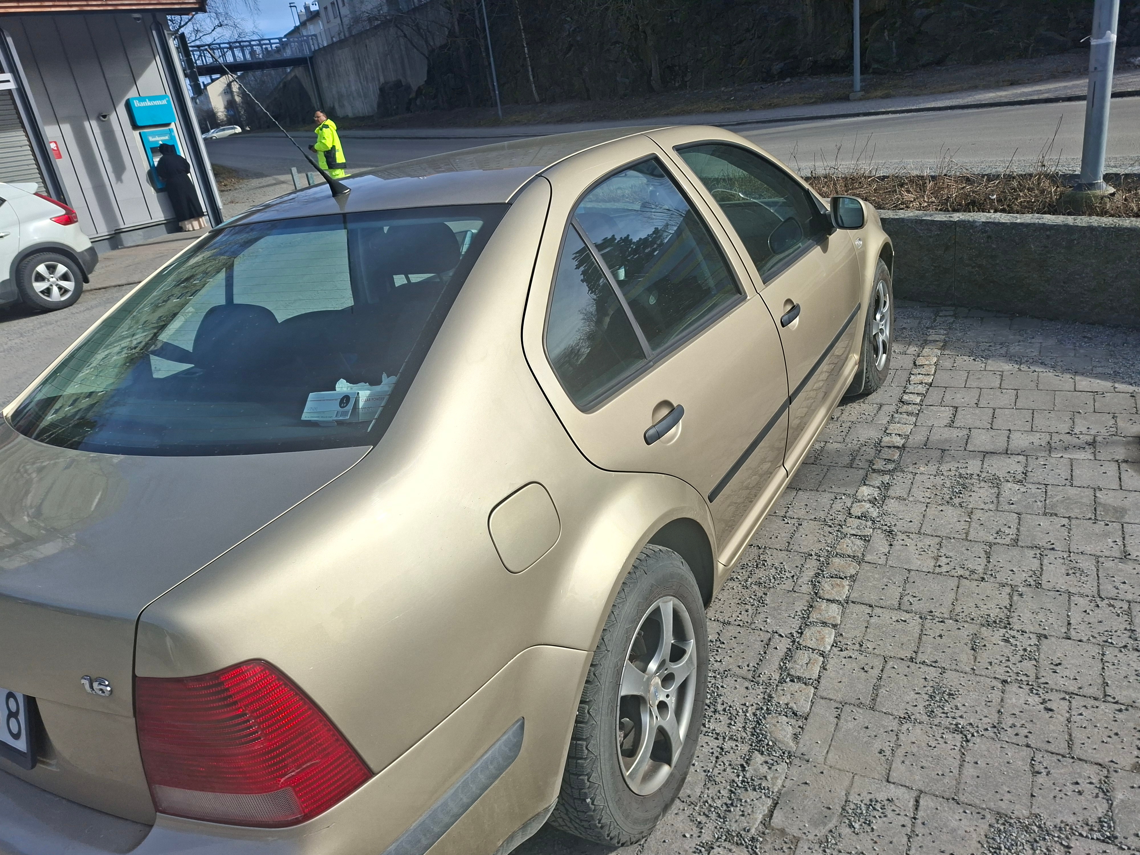 Volkswagen Bora 1.6 Manuell 2003, bild 4/4