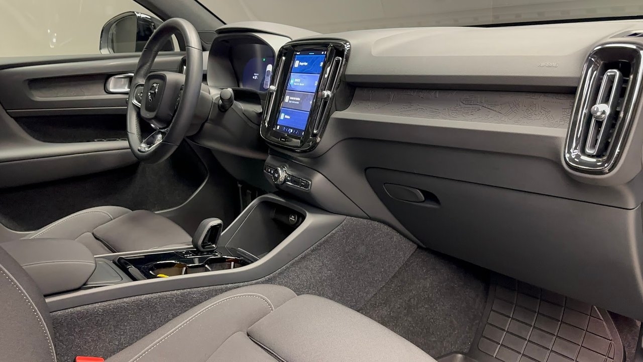 Volvo C40 Recharge Single Motor Plus 2023, kuva 6/10