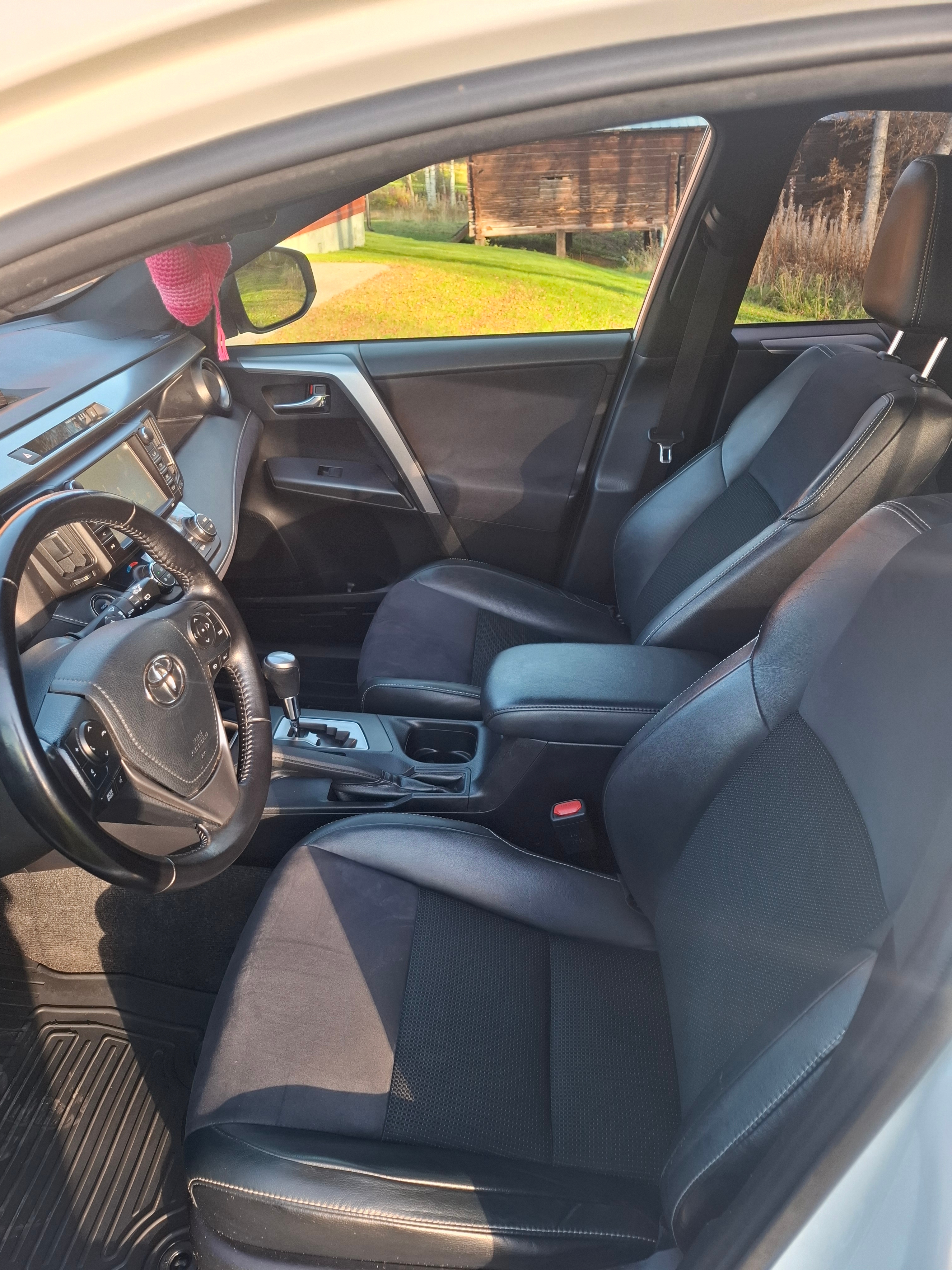 Toyota RAV4 2016, kuva 4/8