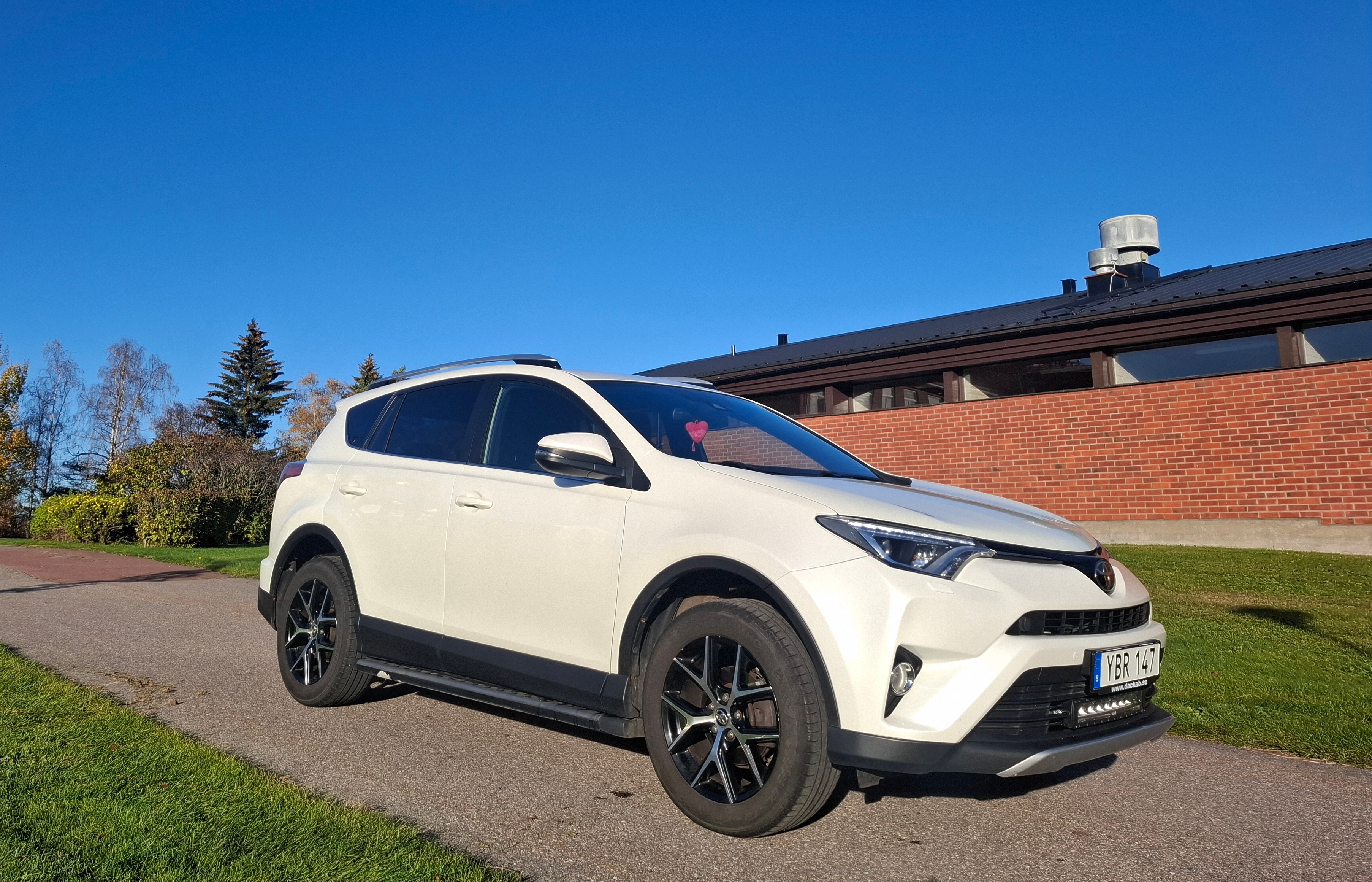 Toyota RAV4 2016, kuva 2/8