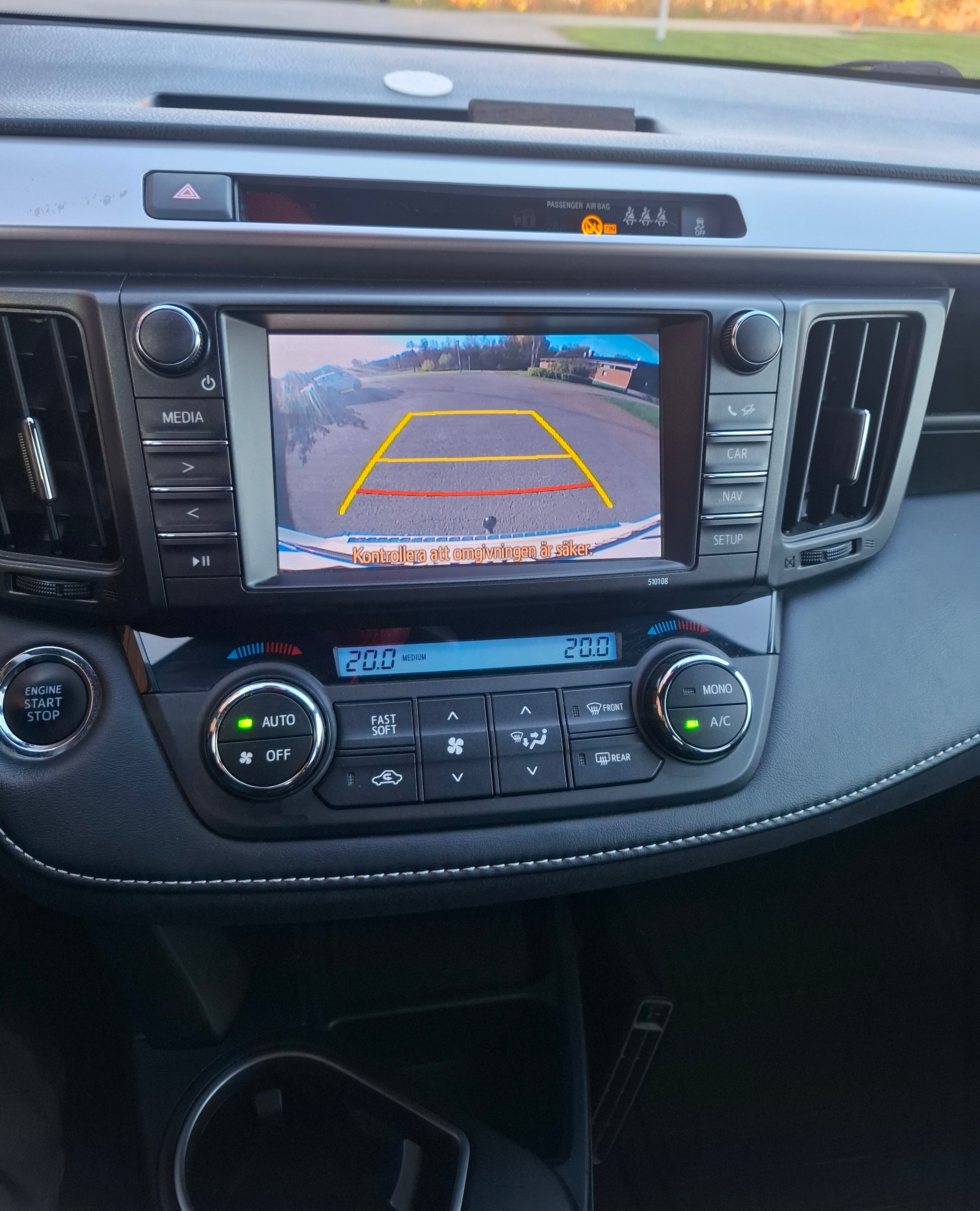 Toyota RAV4 2016, kuva 7/8