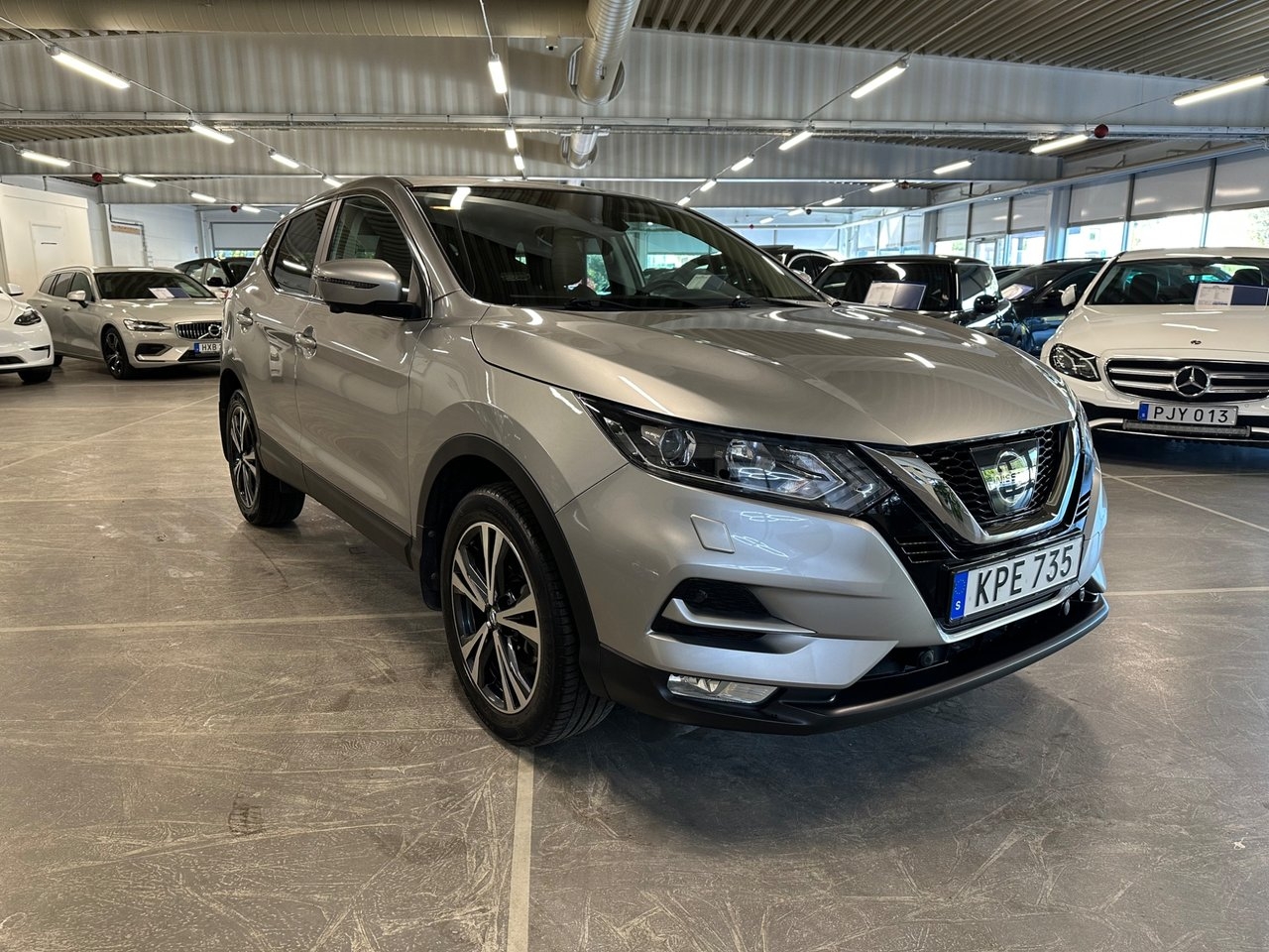 Nissan Qashqai 1.2 DIG-T N-Connecta 360° 2018, bild 2/9