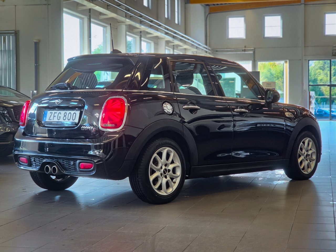 MINI Cooper S 2019, bild 2/8