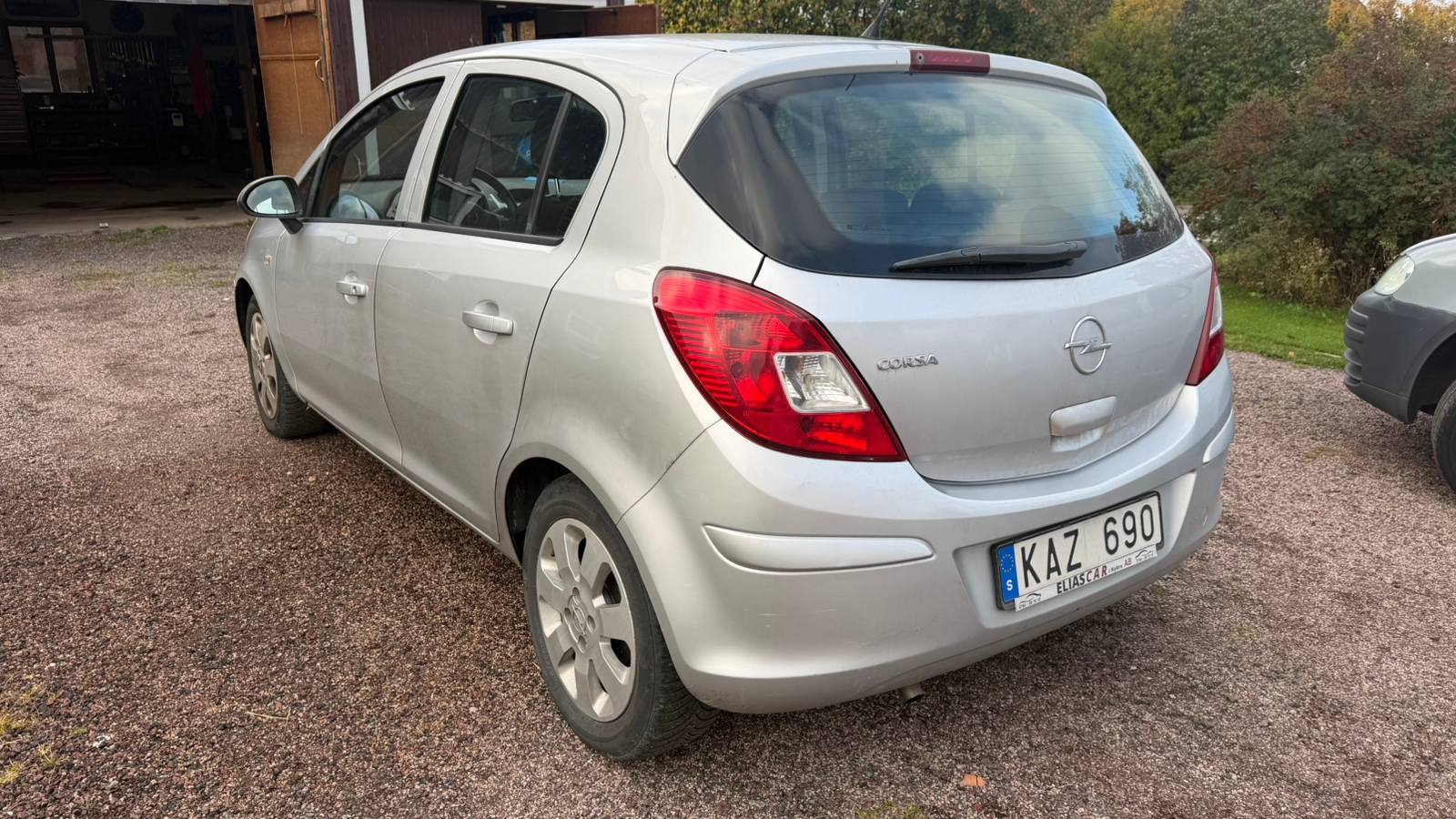 Opel Corsa 5-dörrar 1.2 Twinport Manuell 2010, bild 3/9