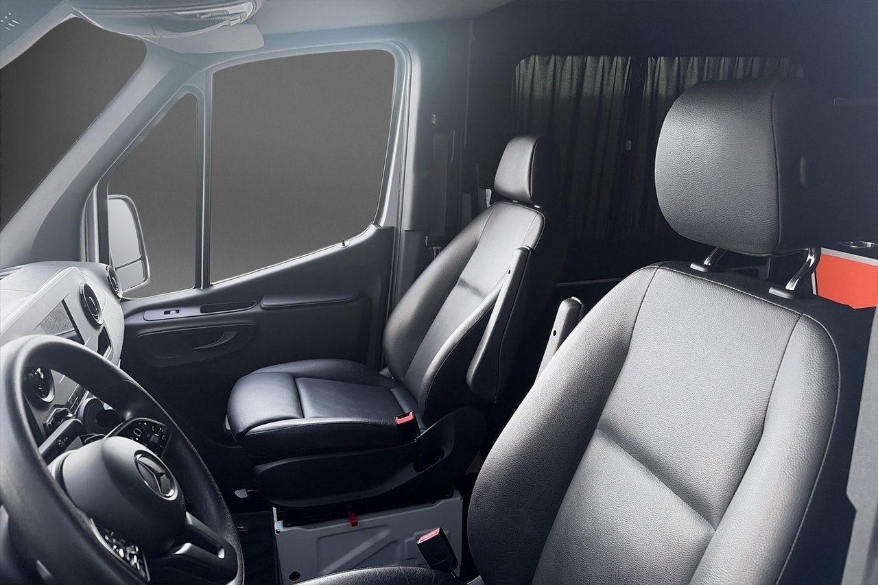 Mercedes-Benz Sprinter 2021, bild 7/10