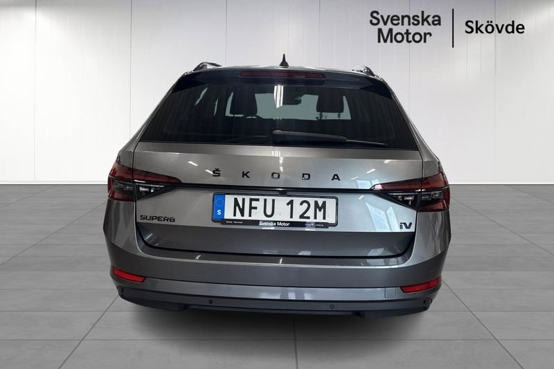 Skoda Superb 2023, kuva 5/10