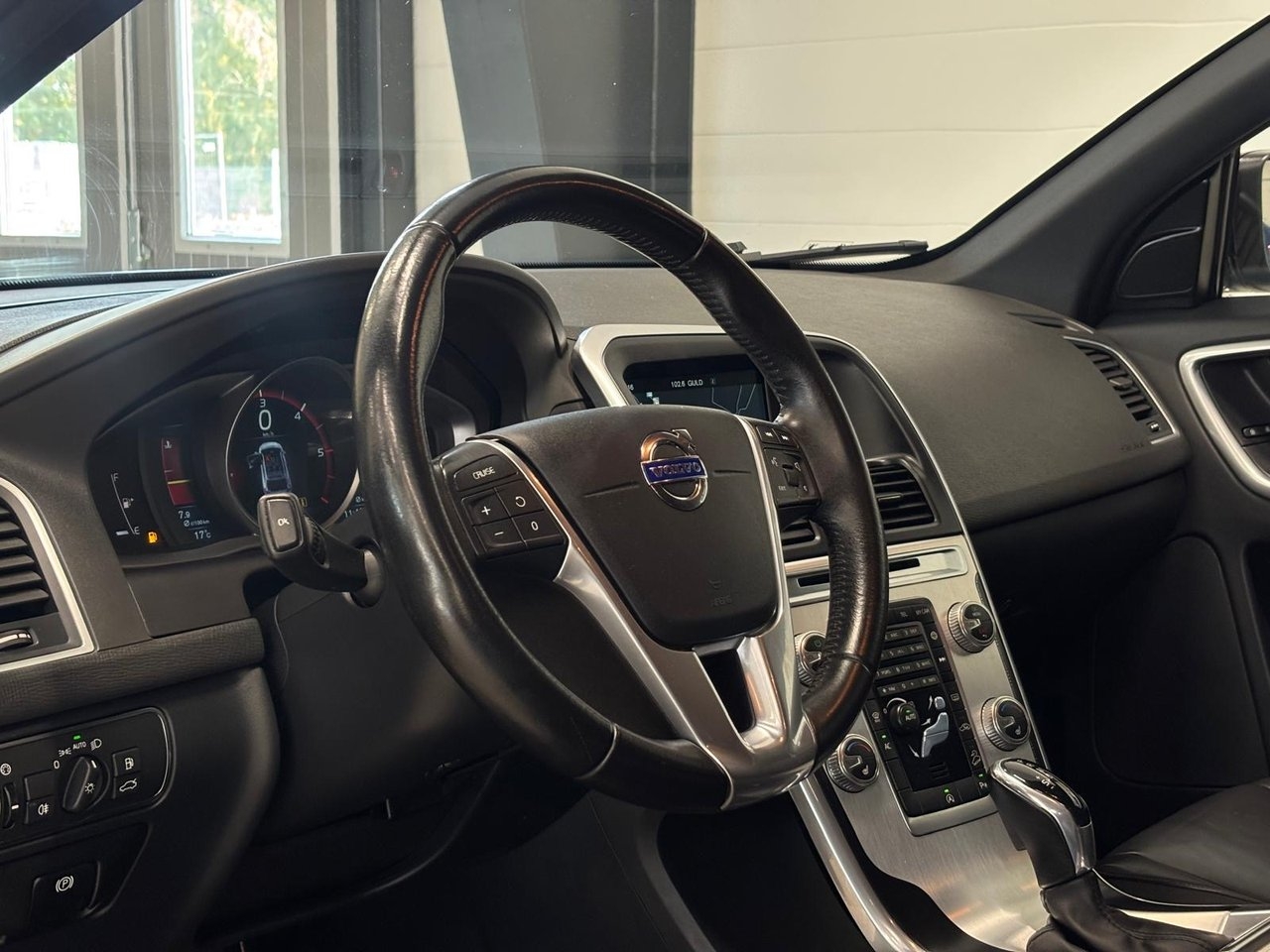 Volvo XC60 2016, bild 7/10