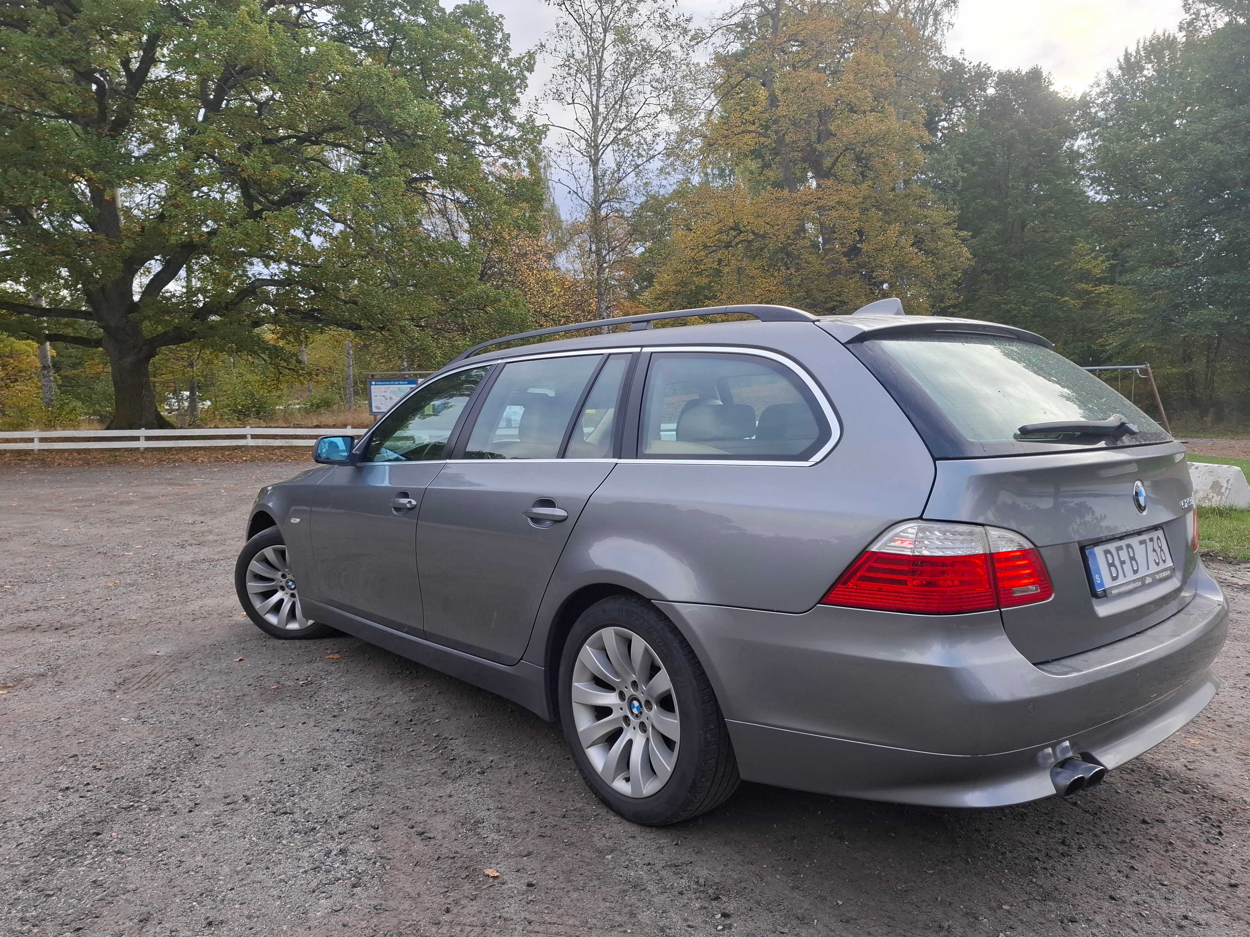 BMW 523 i Touring Manuell 2008, kuva 4/10