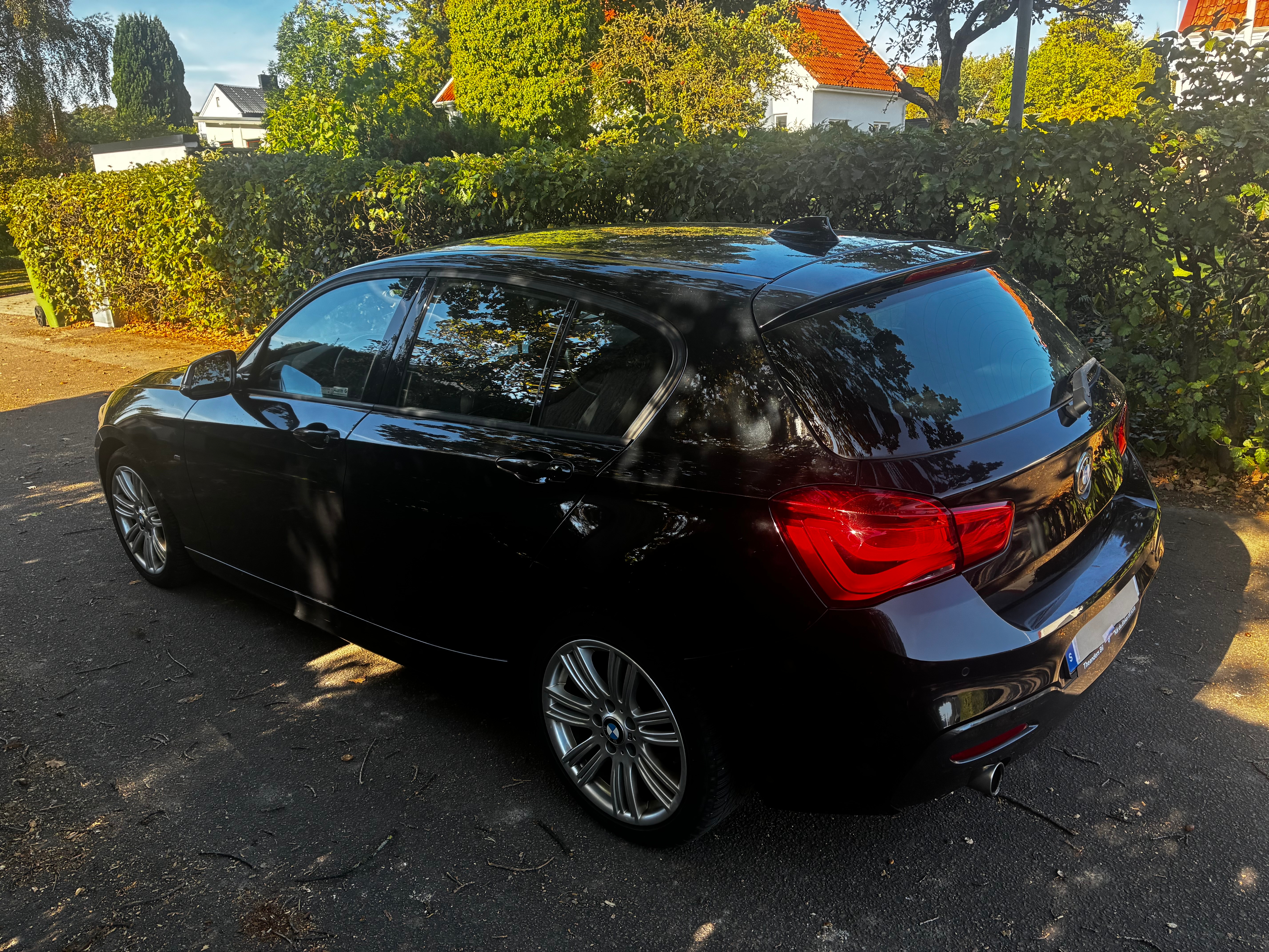 BMW 116 d 5-dörrars Manuell 2016, kuva 2/4