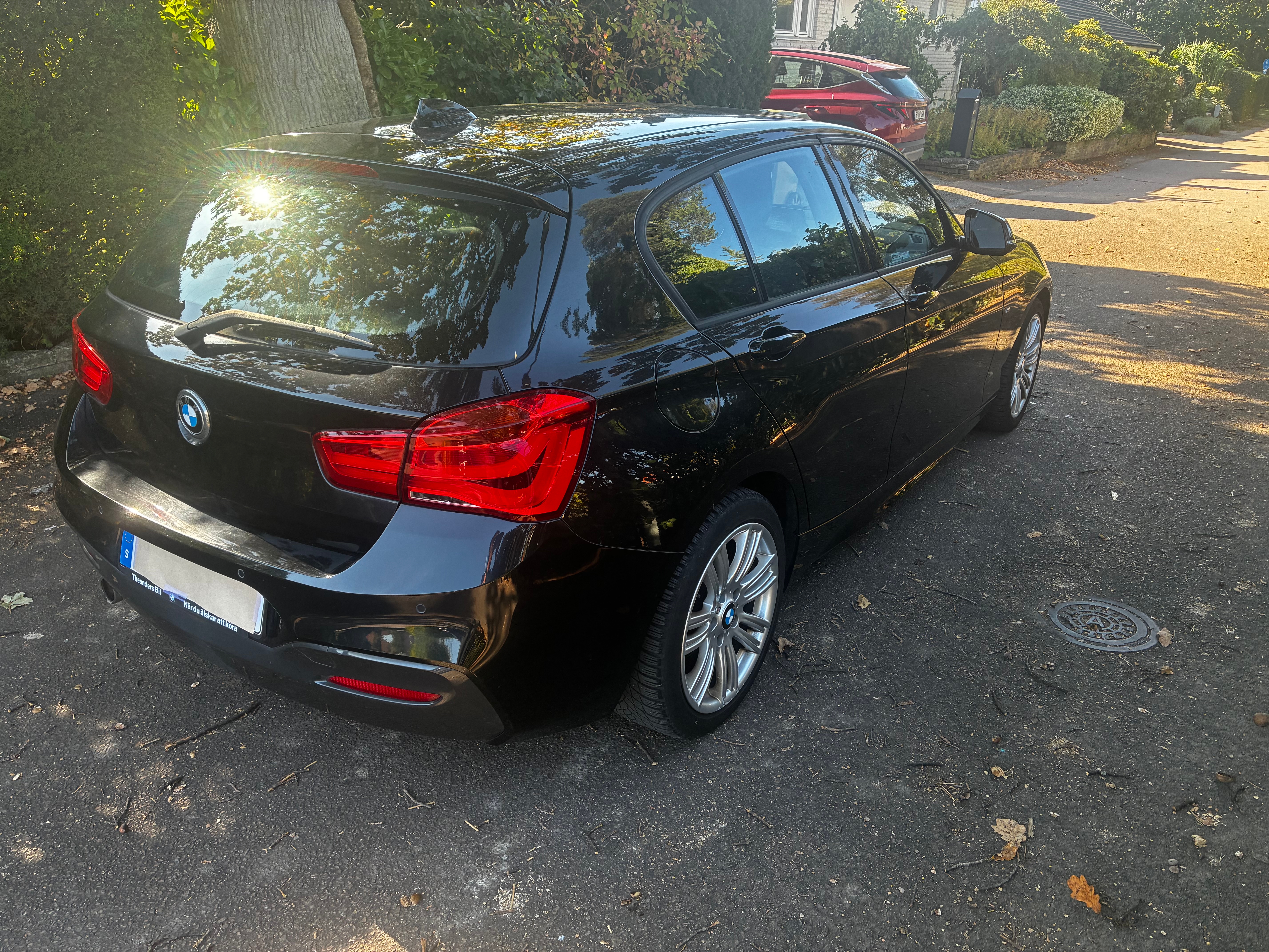 BMW 116 d 5-dörrars Manuell 2016, kuva 3/4