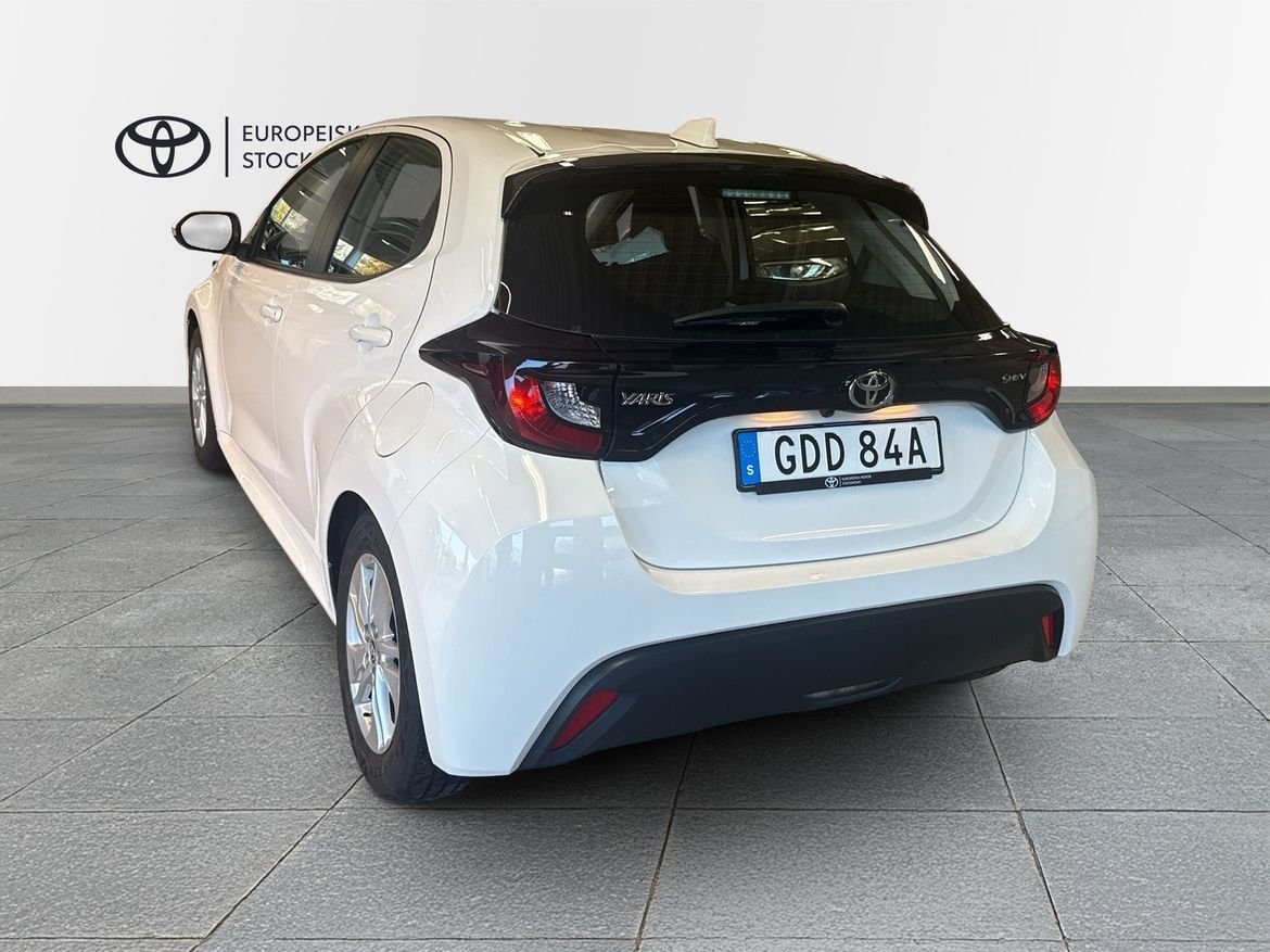 Toyota Yaris 2025, photo 3/11