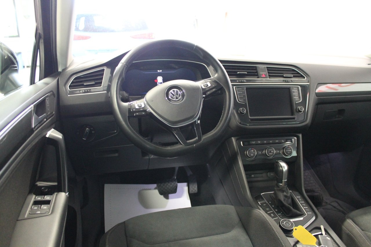 Volkswagen Tiguan 2017, bild 7/9