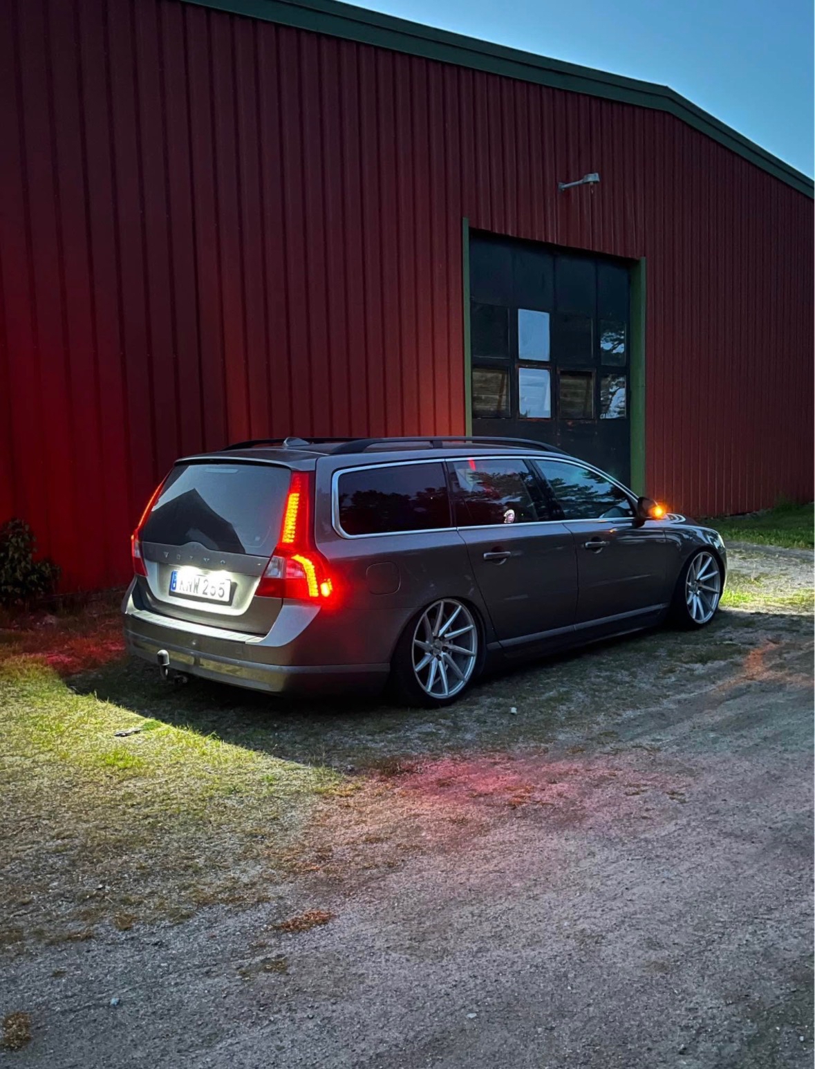 Volvo V70 2.0D Manuell 2009, bild 3/6