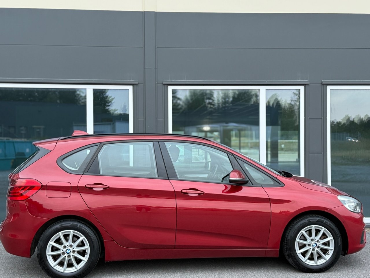 BMW 218 i Active Tourer Advantage Euro 6 2015, bild 2/10