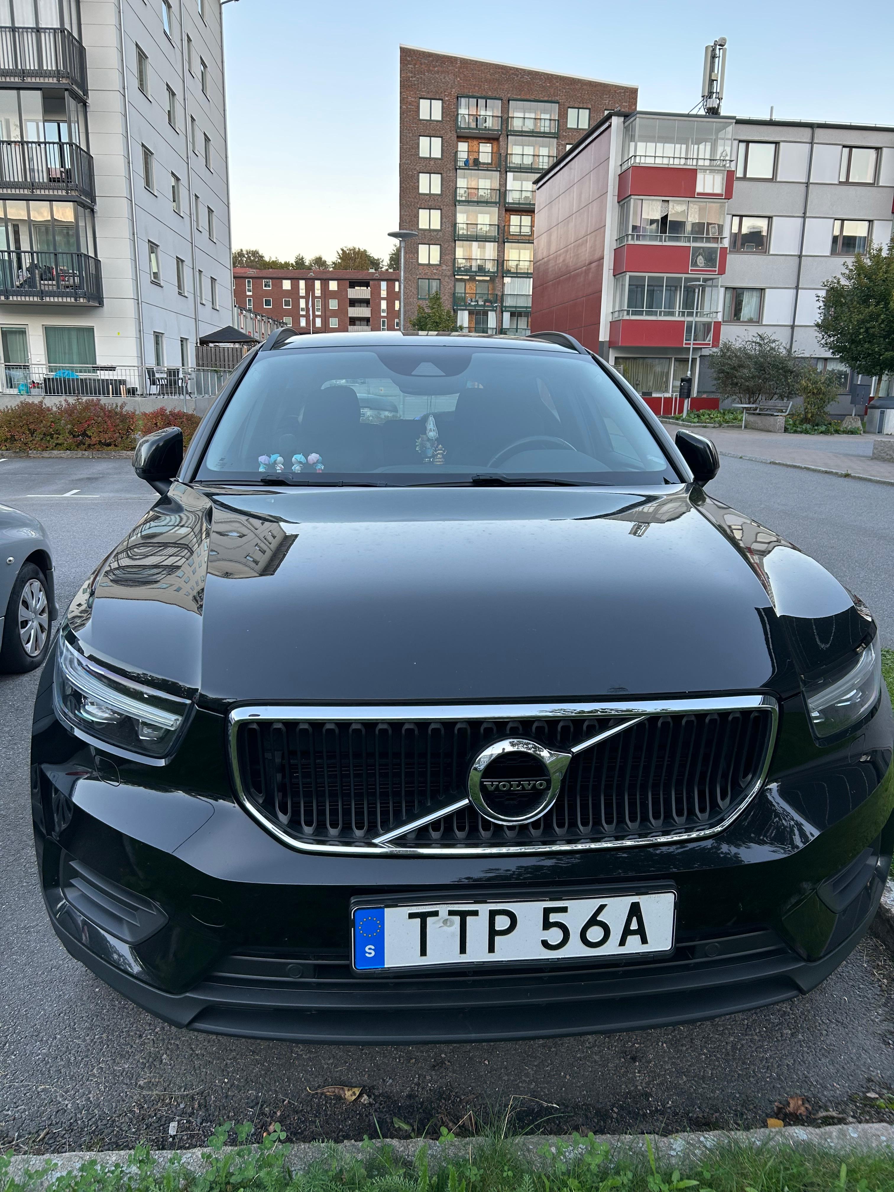 Volvo XC40 T3 Geartronic 2020, bild 2/4