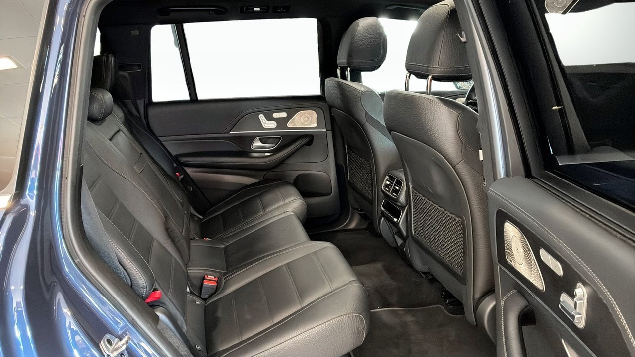 Mercedes-Benz GLS 2024, photo 5/9