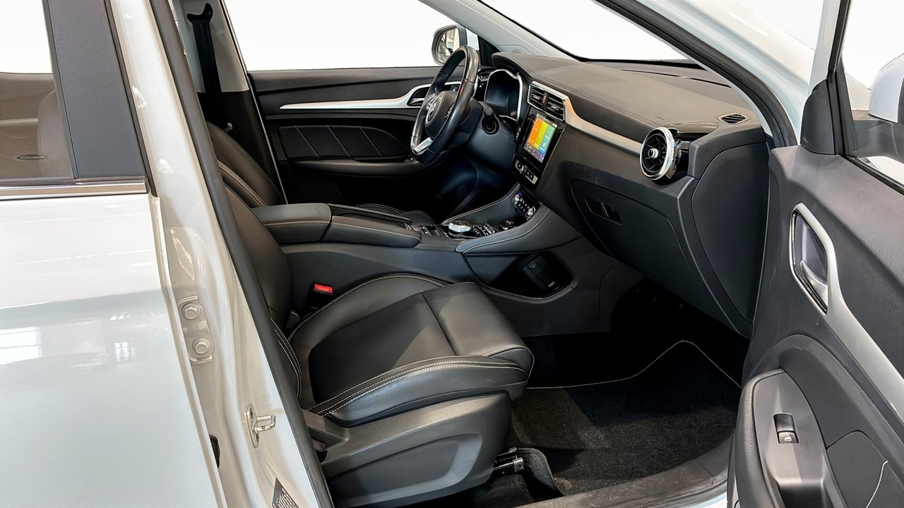 MG ZS Luxury 2021, photo 3/22