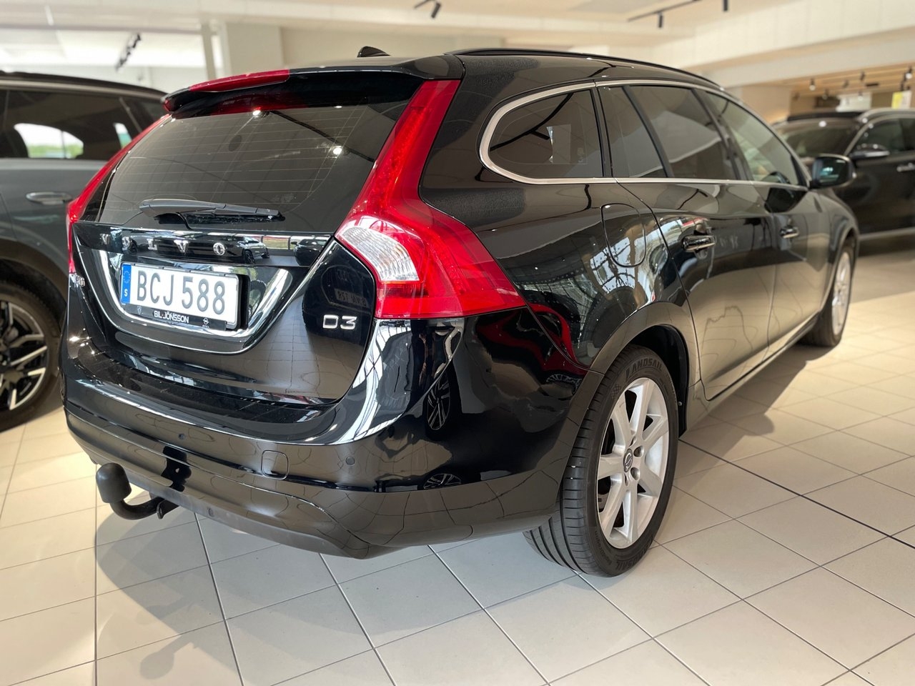 Volvo V60 D3 Geartronic Momentum 2017, bild 5/10