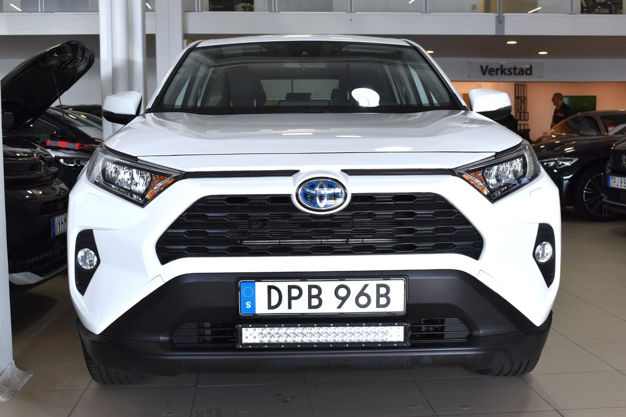 Toyota RAV4 Hybrid AWD E-CVT Active 2021, bild 2/10