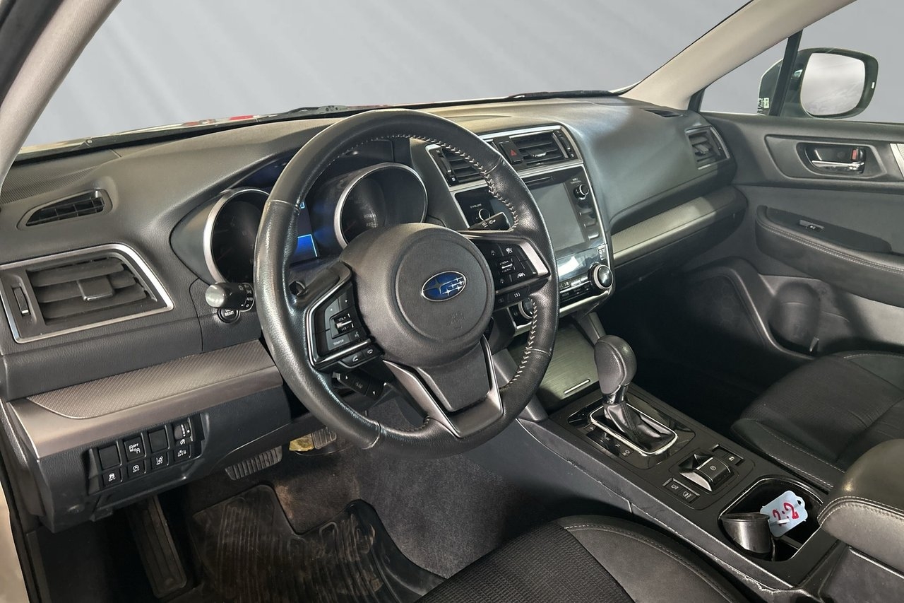Subaru Outback 2018, photo 4/6