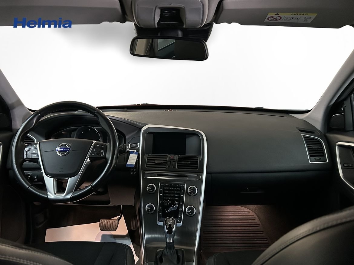 Volvo XC60 D4 AWD Momentum Business E 2016, photo 8/8