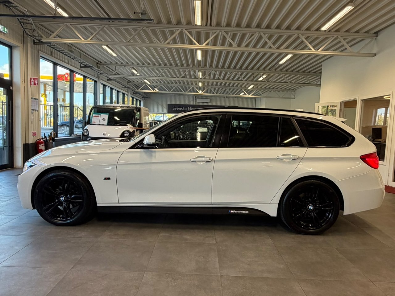 BMW 320 2018, bild 3/10