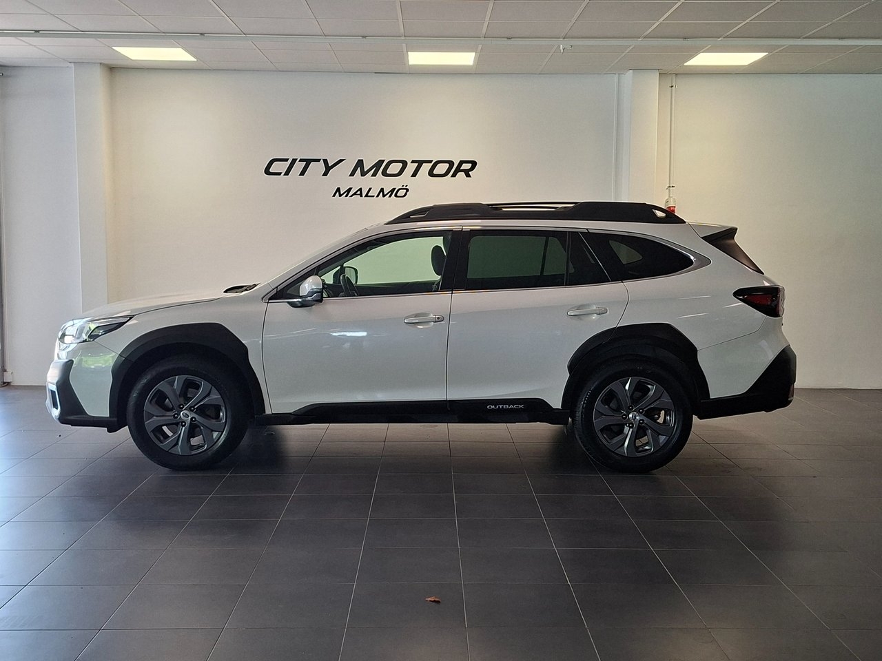 Subaru Outback 2021, bild 2/8