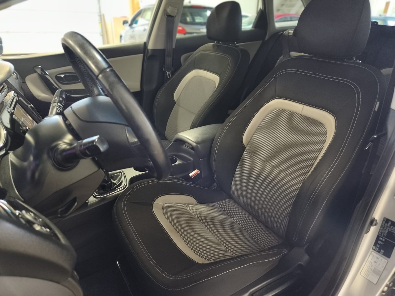 Kia Ceed 2014, bild 7/10