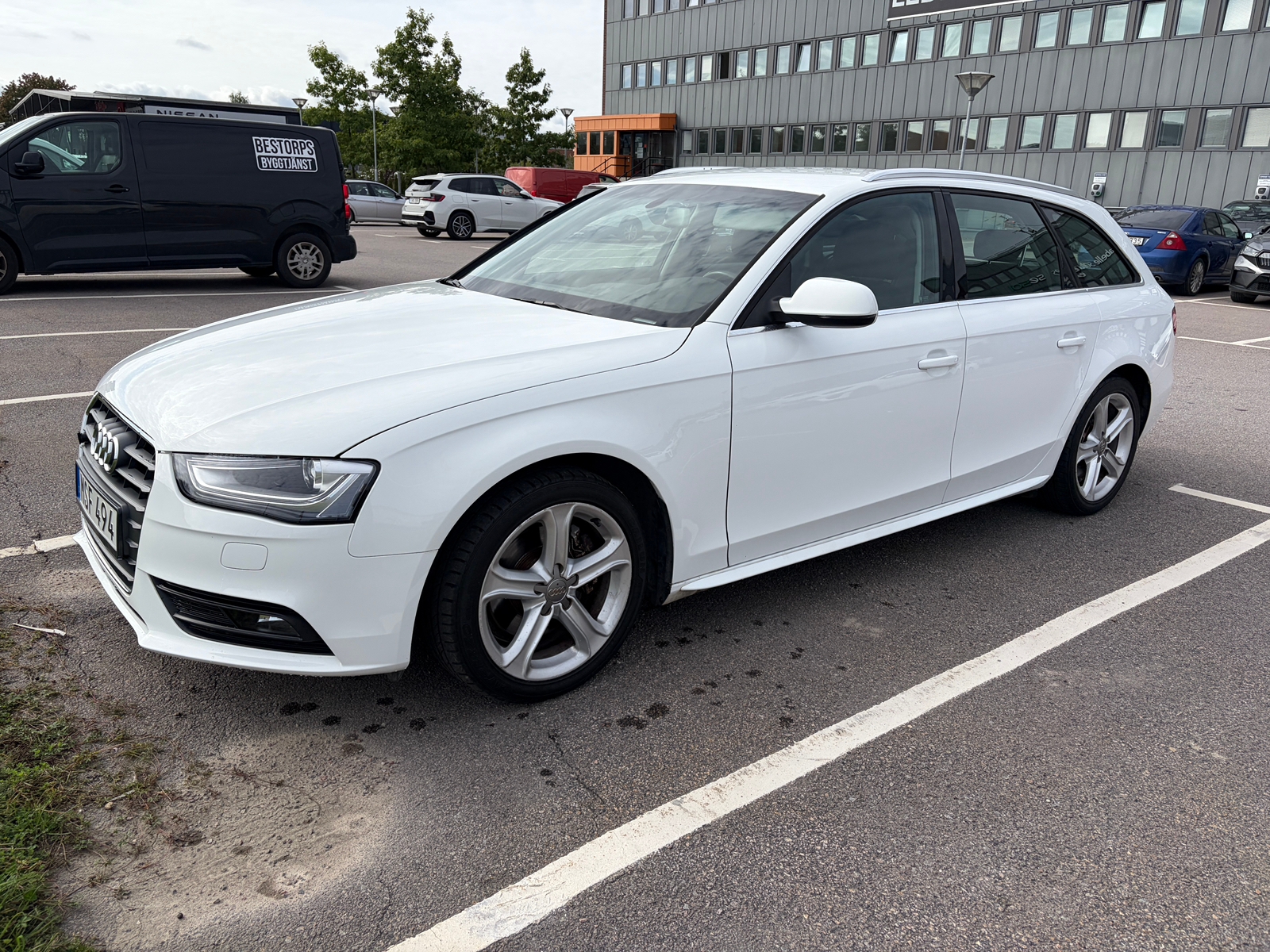 Audi A4 Avant 2.0 TDI Manuell 2013, bild 7/10