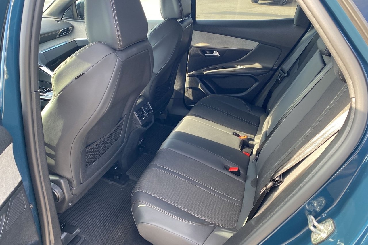 Peugeot 3008 2023, kuva 6/10