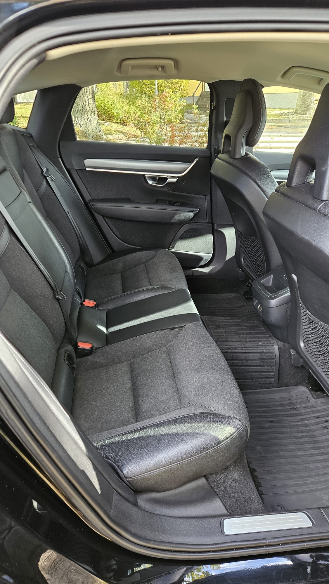 Volvo S90 D5 AWD Geartronic 2017, bild 7/8