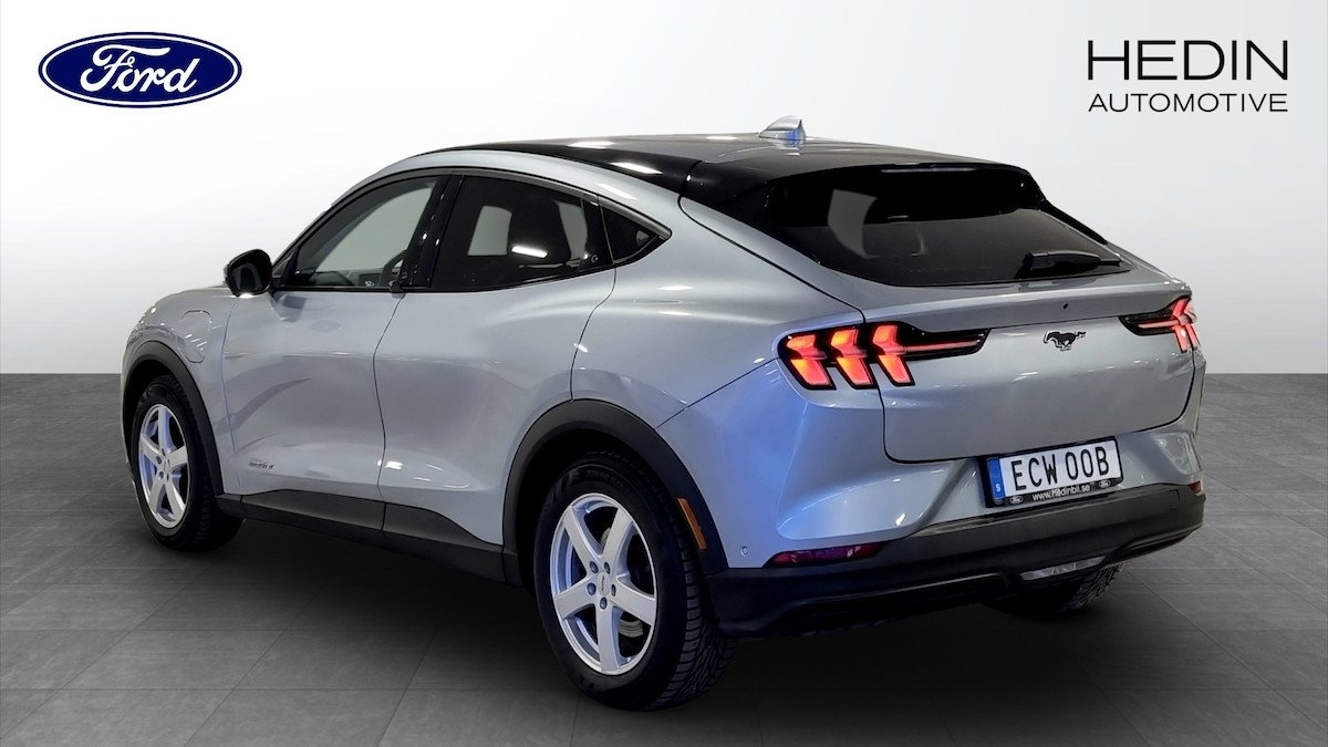 Ford Mustang Mach-E 2022, kuva 2/10