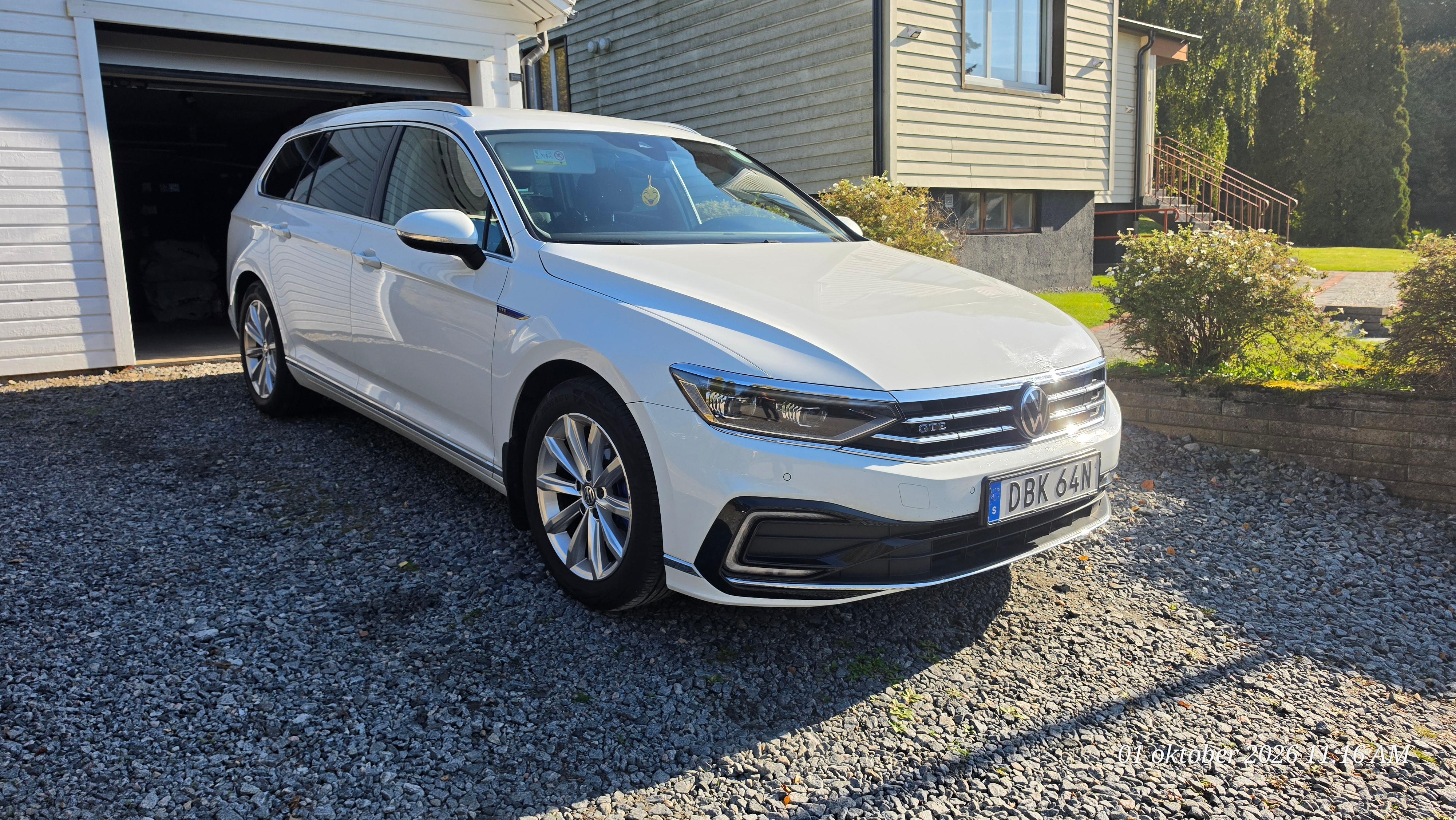 Volkswagen Passat 2022, bild 2/10