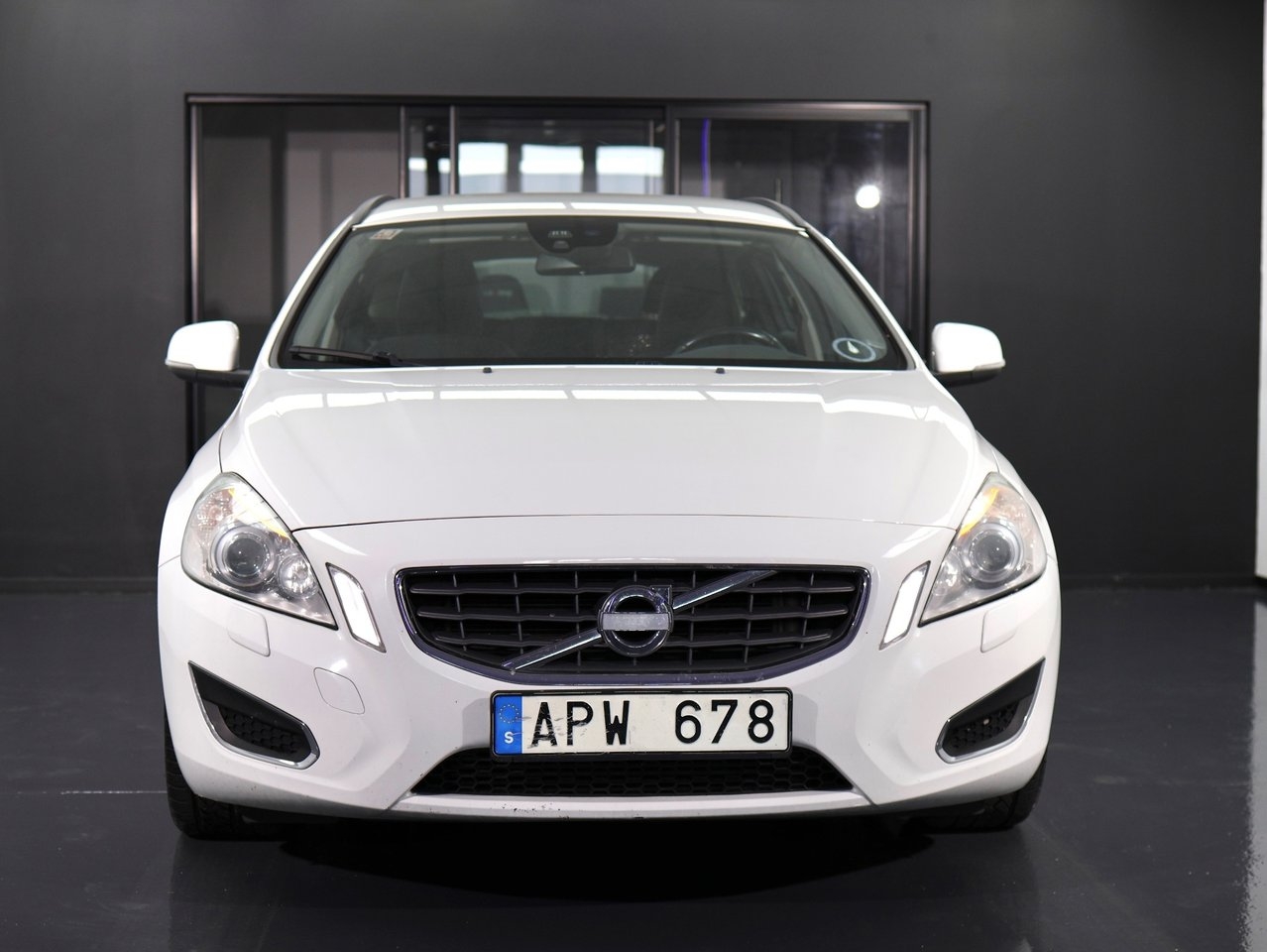 Volvo V60 T3 Manuell 150hk 2011, bild 5/10