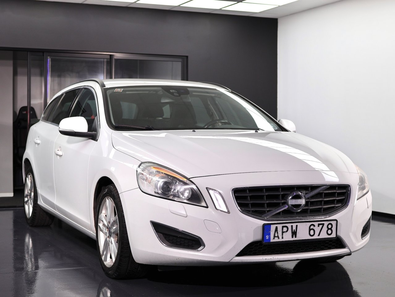 Volvo V60 T3 Manuell 150hk 2011, bild 6/10
