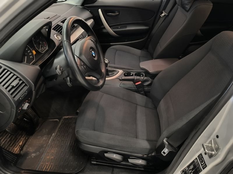 BMW 116 d Comfort 5d Hk Manuell 2011, kuva 6/10