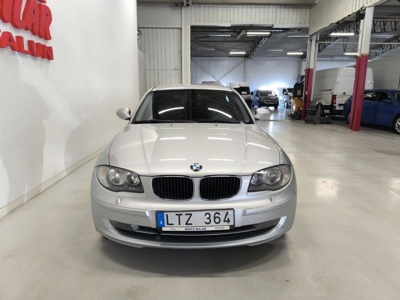 BMW 116 d Comfort 5d Hk Manuell 2011, kuva 2/10