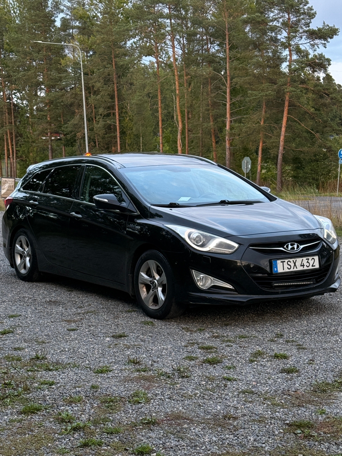 Hyundai i40 cw 1.7 CRDi Manuell 2012, bild 2/10