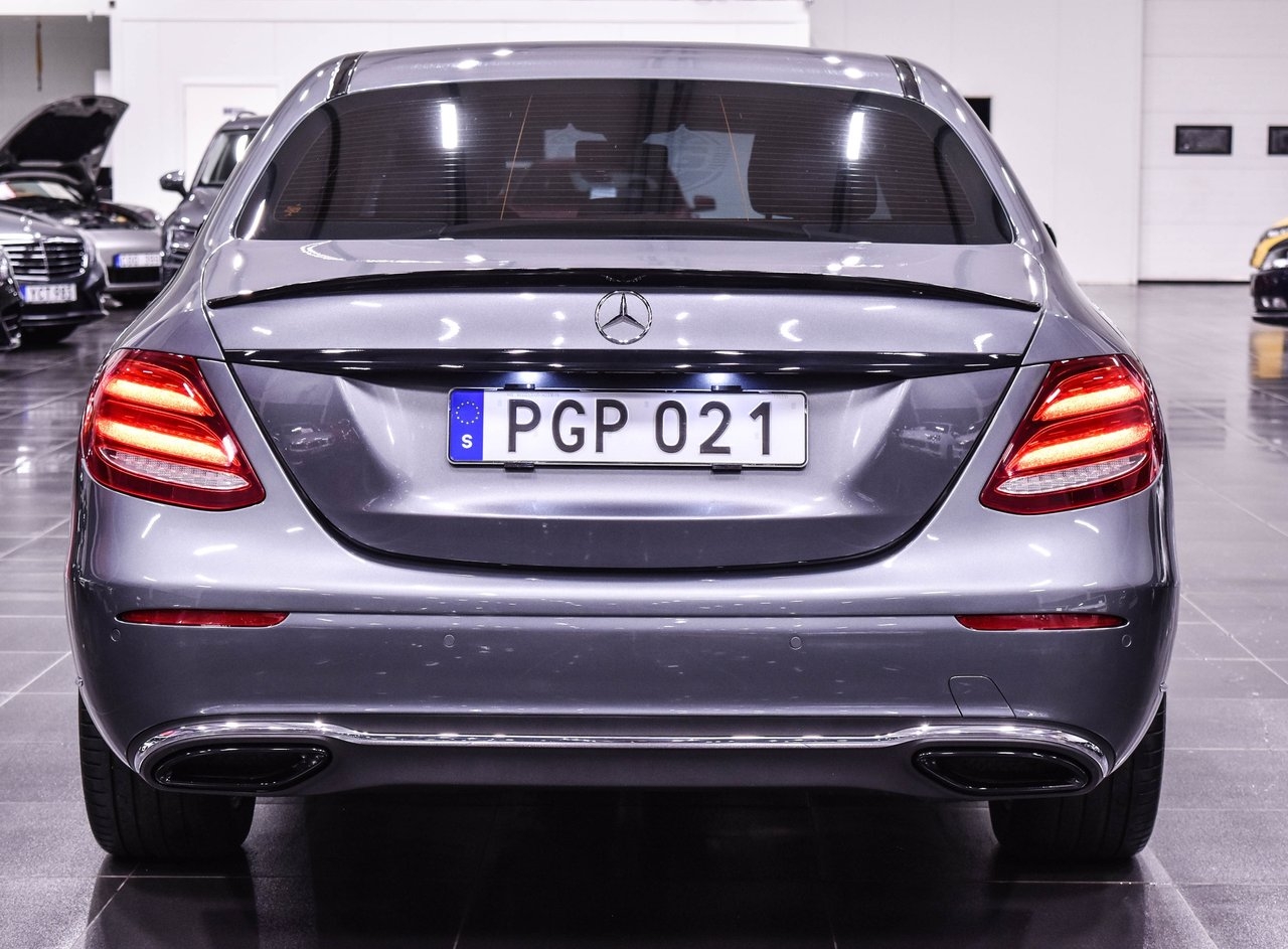 Mercedes-Benz E 2017, photo 5/10