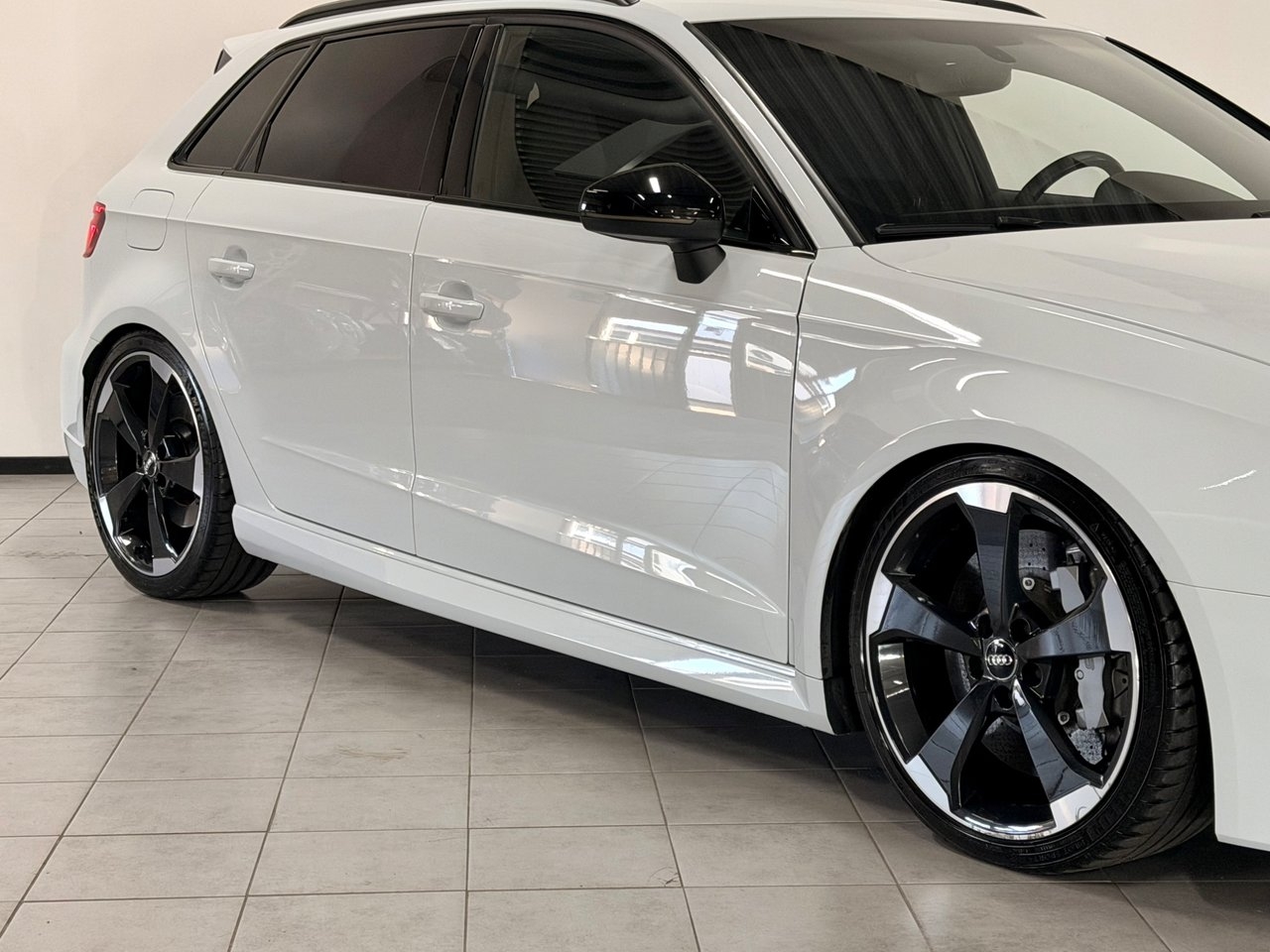 Audi A3 RS 3 Sportback 2.5 TFSI quattro 2018, bild 2/10