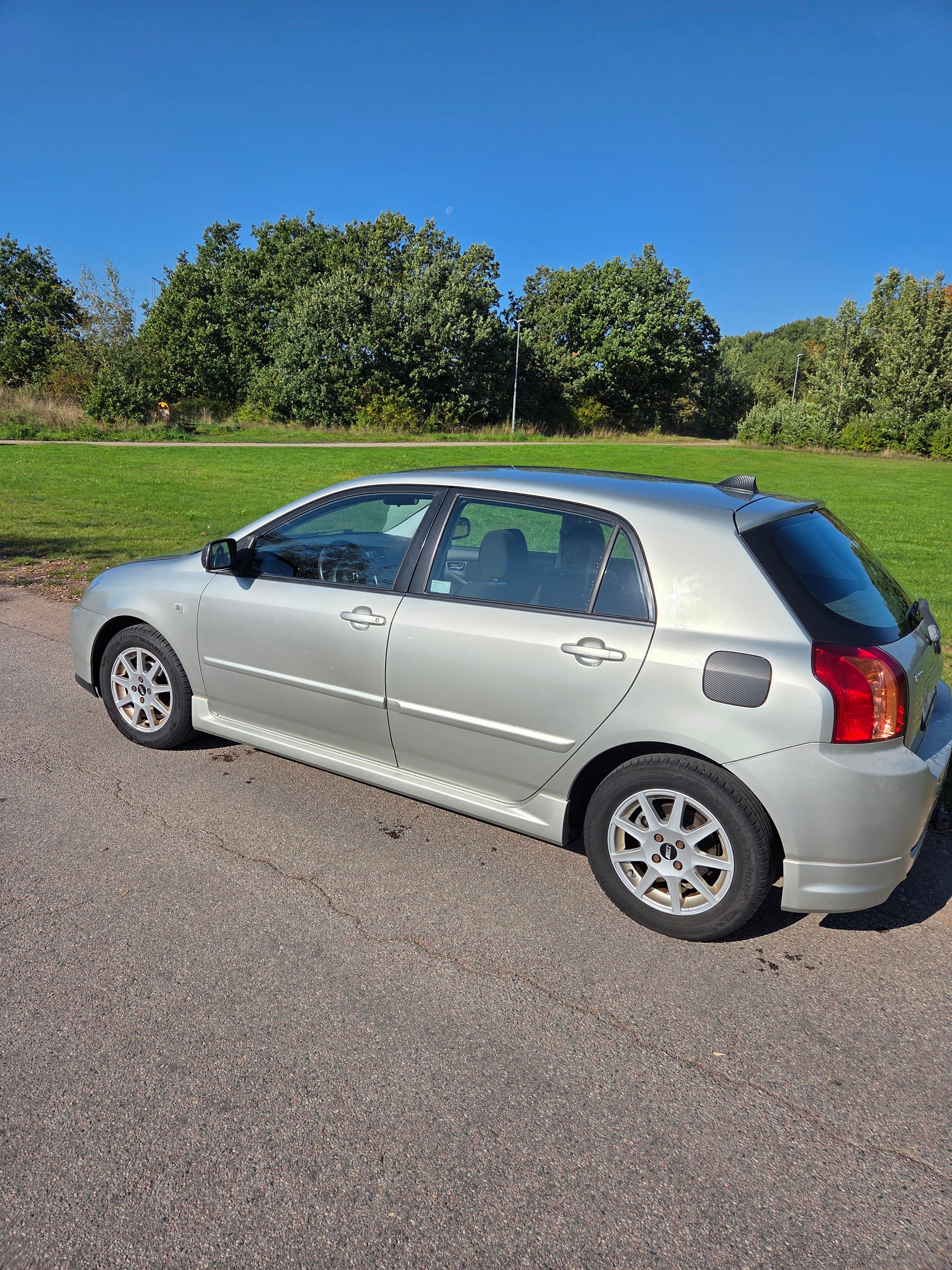 Toyota Corolla 2005, bild 2/8