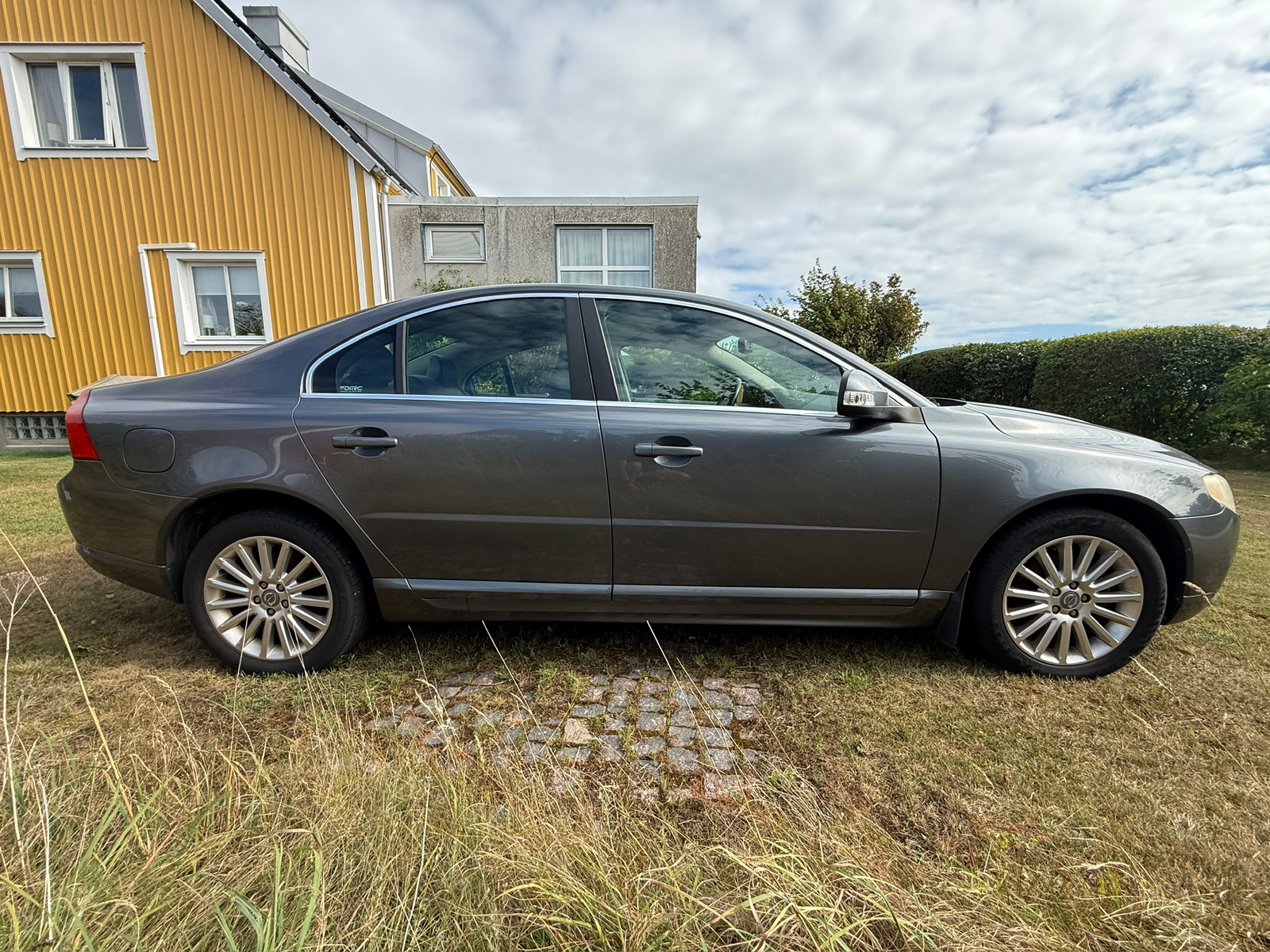 Volvo S80 2.4D Geartronic 2008, bild 2/9
