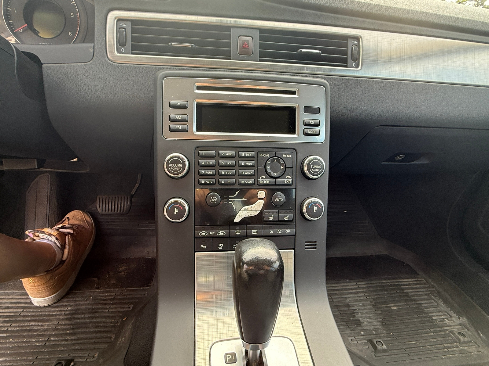 Volvo S80 2.4D Geartronic 2008, bild 5/9