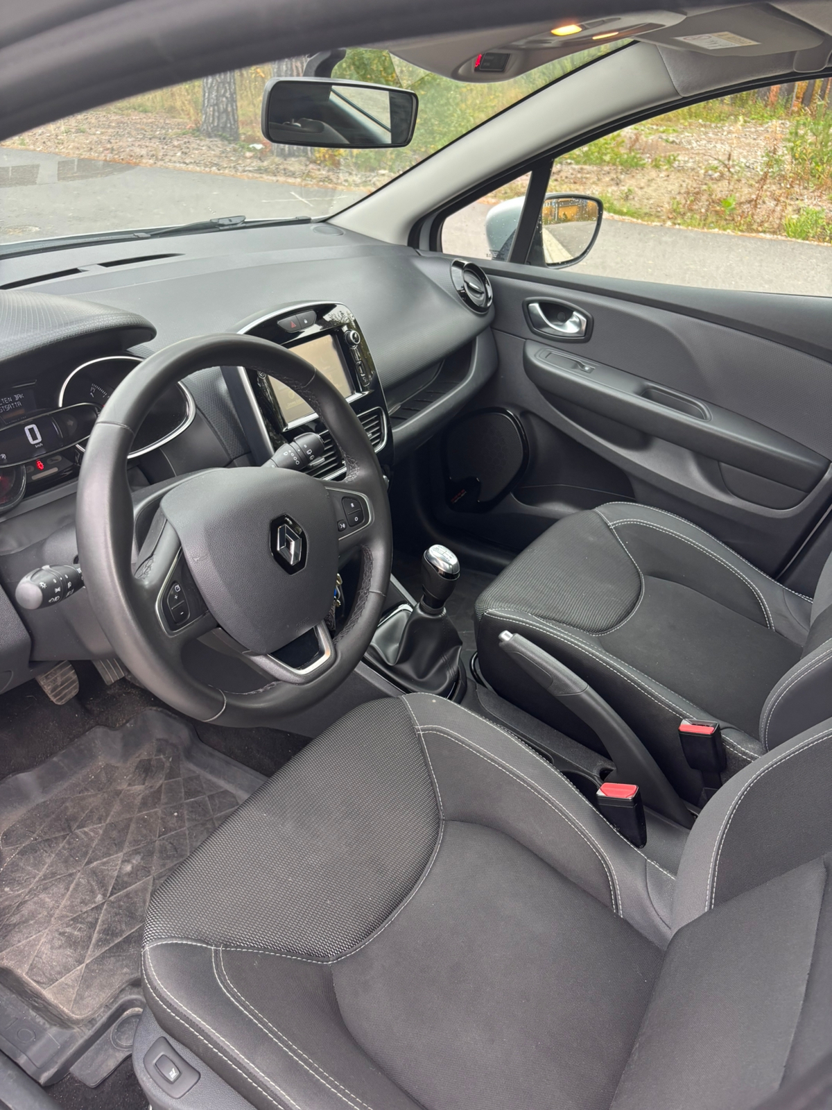 Renault Clio 0.9 TCe Manuell 2019, bild 8/8