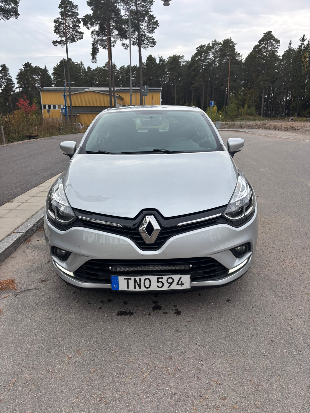 Renault Clio 0.9 TCe Manuell 2019, bild 2/8