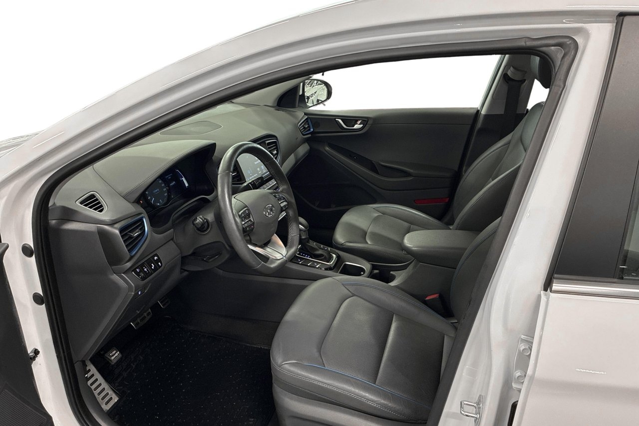 Hyundai Ioniq Hybrid 1.6 DCT 2017, photo 5/10