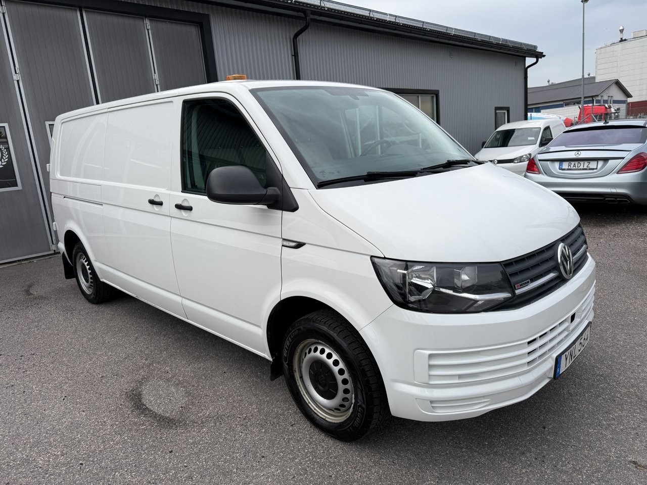 Volkswagen Transporter 2018, bild 7/10