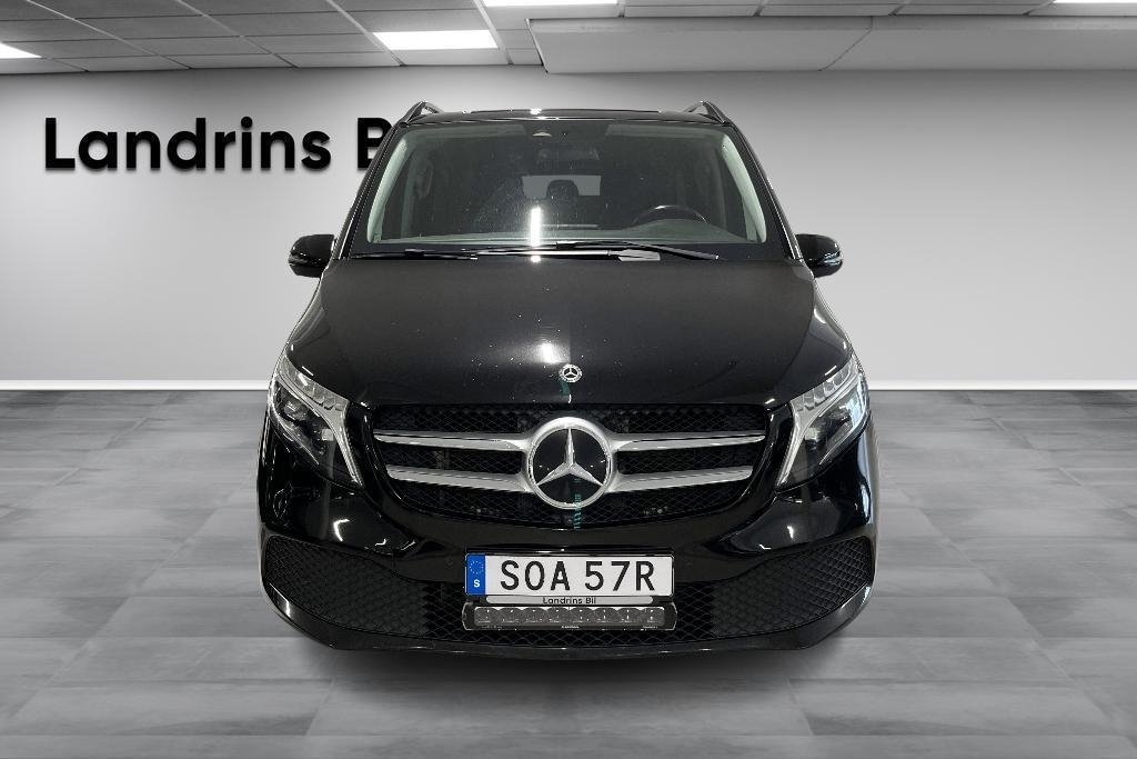Mercedes-Benz V 2021, kuva 2/10